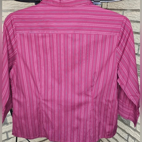Croft and Barrow Button Up Top Sz L Petite - Picture 5 of 8